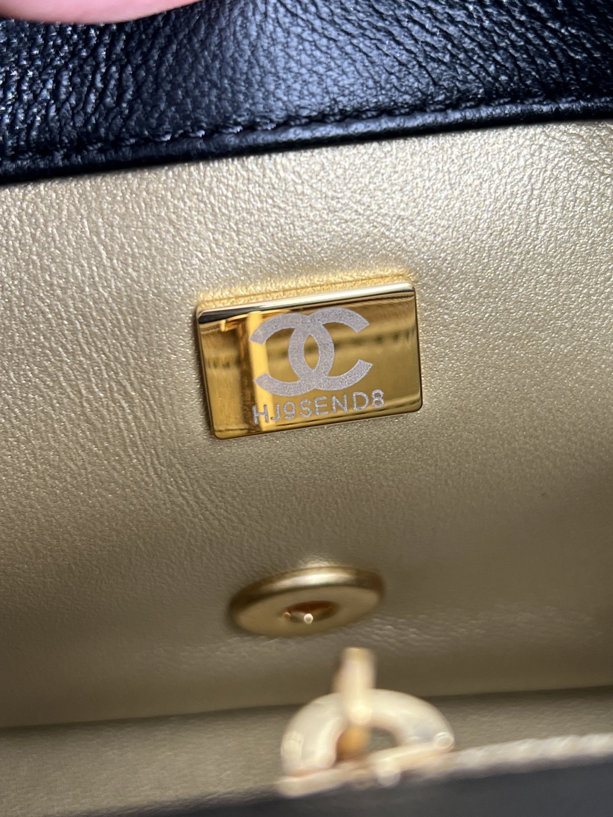 How good quality is a Shebag Chanel Classic flap mini bag of lambskin with golden ball（2023 Week 35）-Negoziu in linea di borse Louis Vuitton falsi di migliore qualità, borsa di design di replica ru