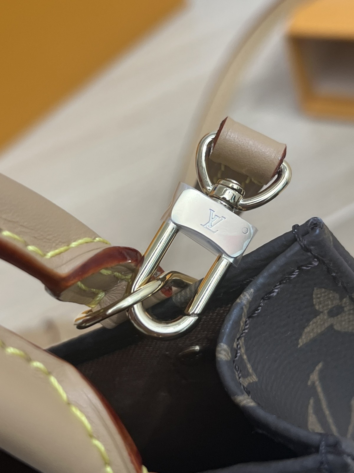 How good quality is a Shebag Louis Vuitton PETIT SAC PLAT bag（2023 udpated）-Best Quality Fake Louis Vuitton Bag Online Store, Replica designer bag ru
