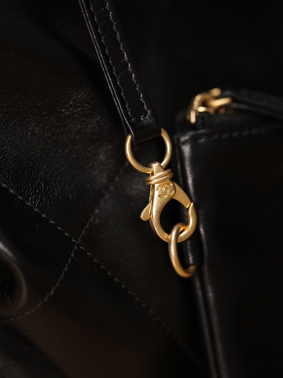 What is highest quality Chanel 22 bag looks like？（2023 Week 37）-সেরা মানের নকল লুই ভিটন ব্যাগ অনলাইন স্টোর, রেপ্লিকা ডিজাইনার ব্যাগ ru