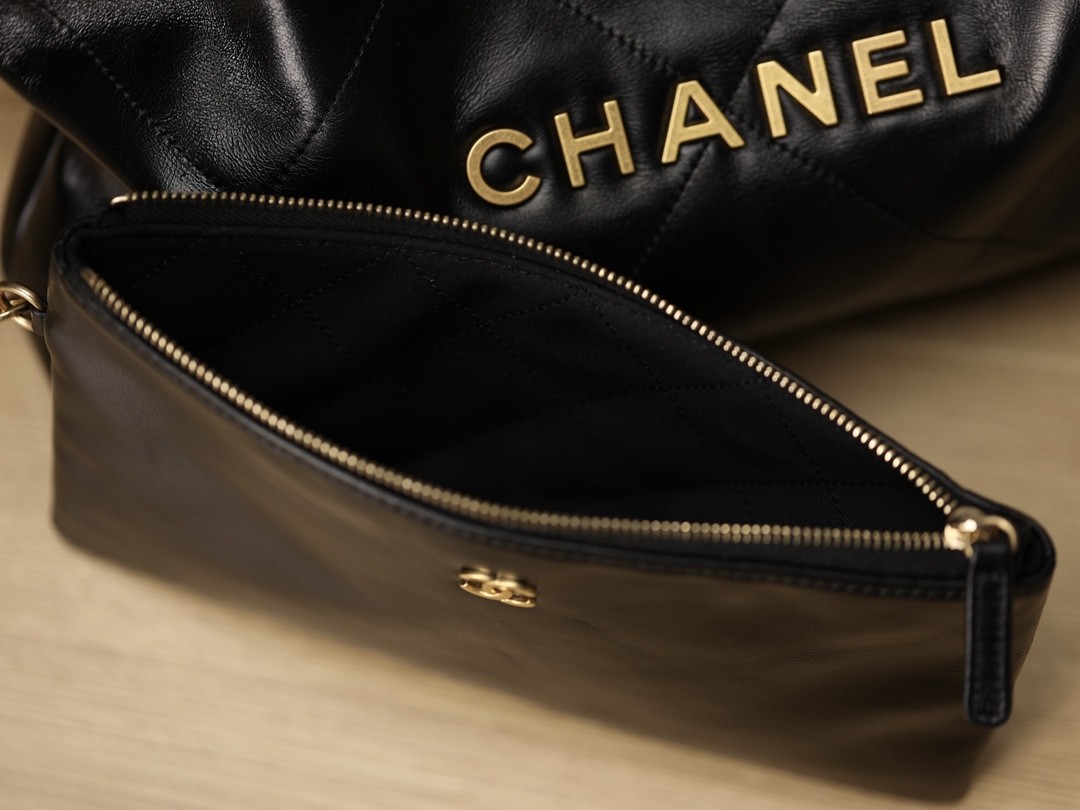 What is highest quality Chanel 22 bag looks like？（2023 Week 37）-Magazin online de geanți Louis Vuitton fals de cea mai bună calitate, geantă de designer replica ru