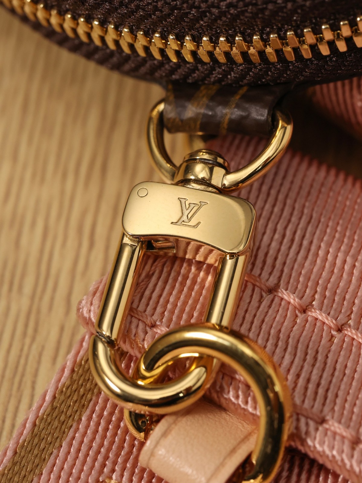 How good quality is a Shebag Louis Vuitton Multi Pochette bag? (2023 Week 42)-Magazin online de geanți Louis Vuitton fals de cea mai bună calitate, geantă de designer replica ru