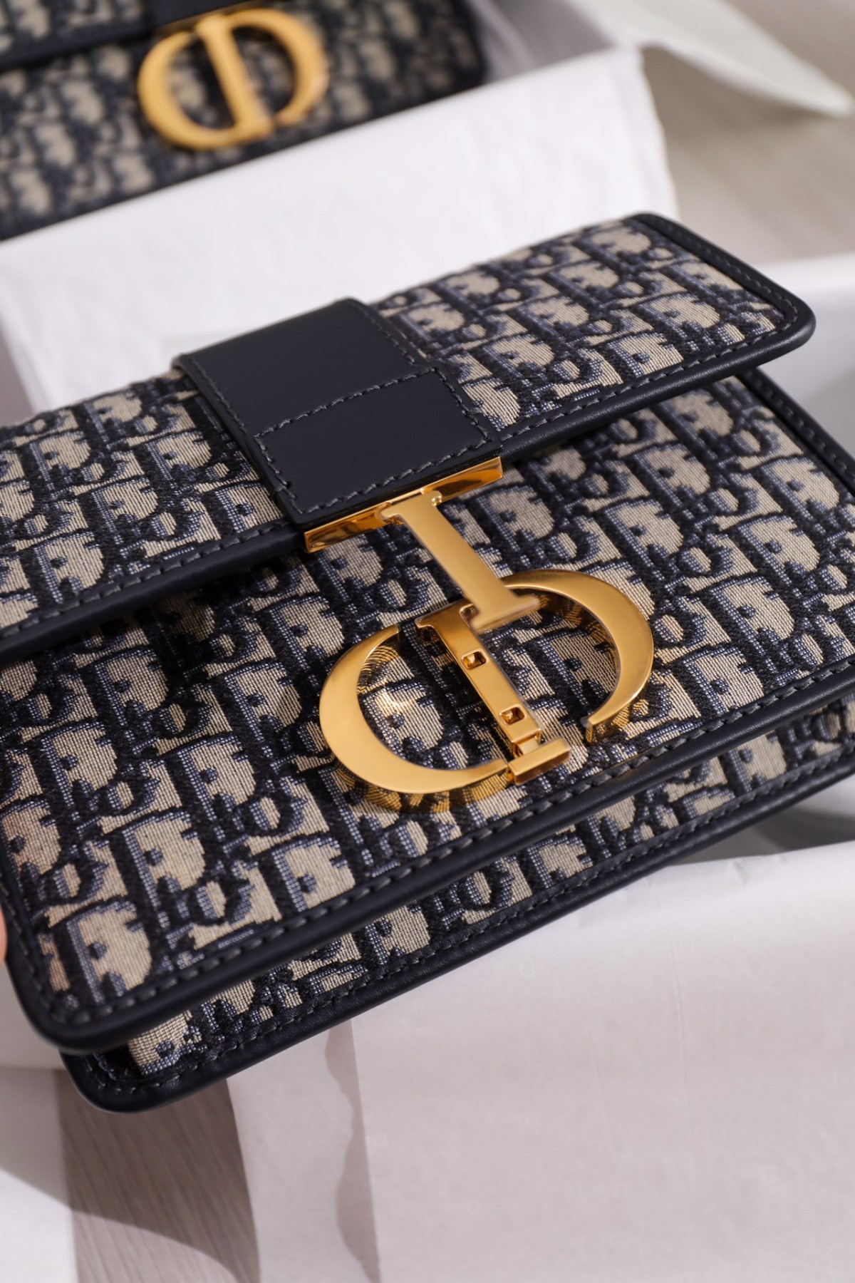 How good quality is a Shebag Dior Saddle bag and Montaigne 30 bag? (2023 Week 42)-Loja online de bolsa Louis Vuitton falsa de melhor qualidade, bolsa de designer de réplica ru