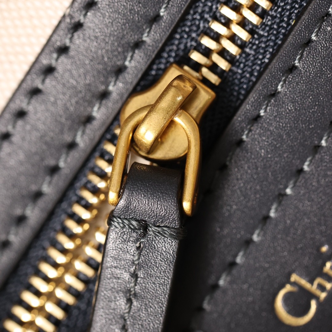 How good quality is a Shebag Dior Saddle bag and Montaigne 30 bag? (2023 Week 42)-Najlepsza jakość fałszywych torebek Louis Vuitton Sklep internetowy, projektant repliki torebki ru