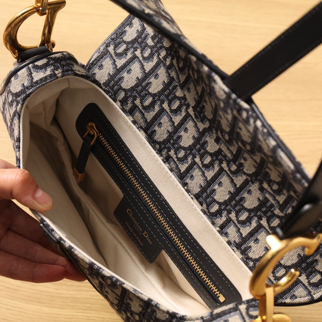 How good quality is a Shebag Dior Saddle bag and Montaigne 30 bag? (2023 Week 42)-Інтэрнэт-крама падробленай сумкі Louis Vuitton лепшай якасці, рэплікі дызайнерскай сумкі ru
