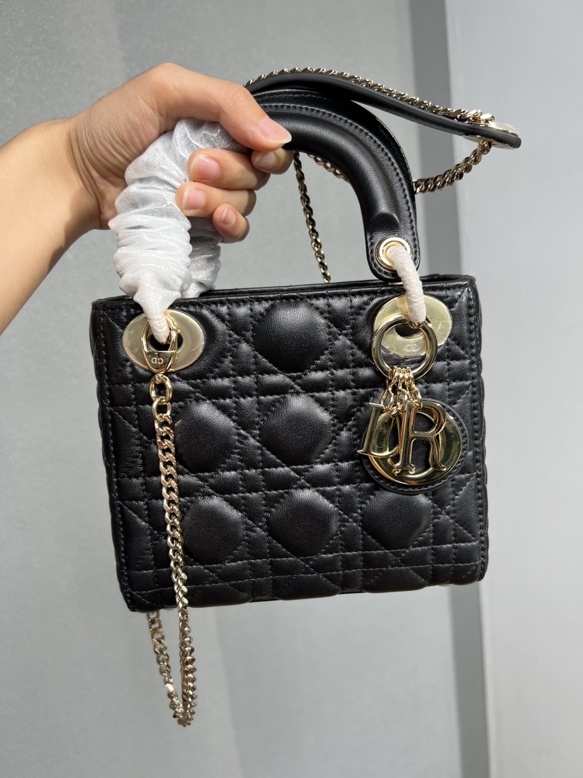 How good quality is a Shebag Lady Dior bag? (2023 Week 42)-ຄຸນະພາບທີ່ດີທີ່ສຸດ Fake Louis Vuitton Bag Online Store, Replica designer bag ru