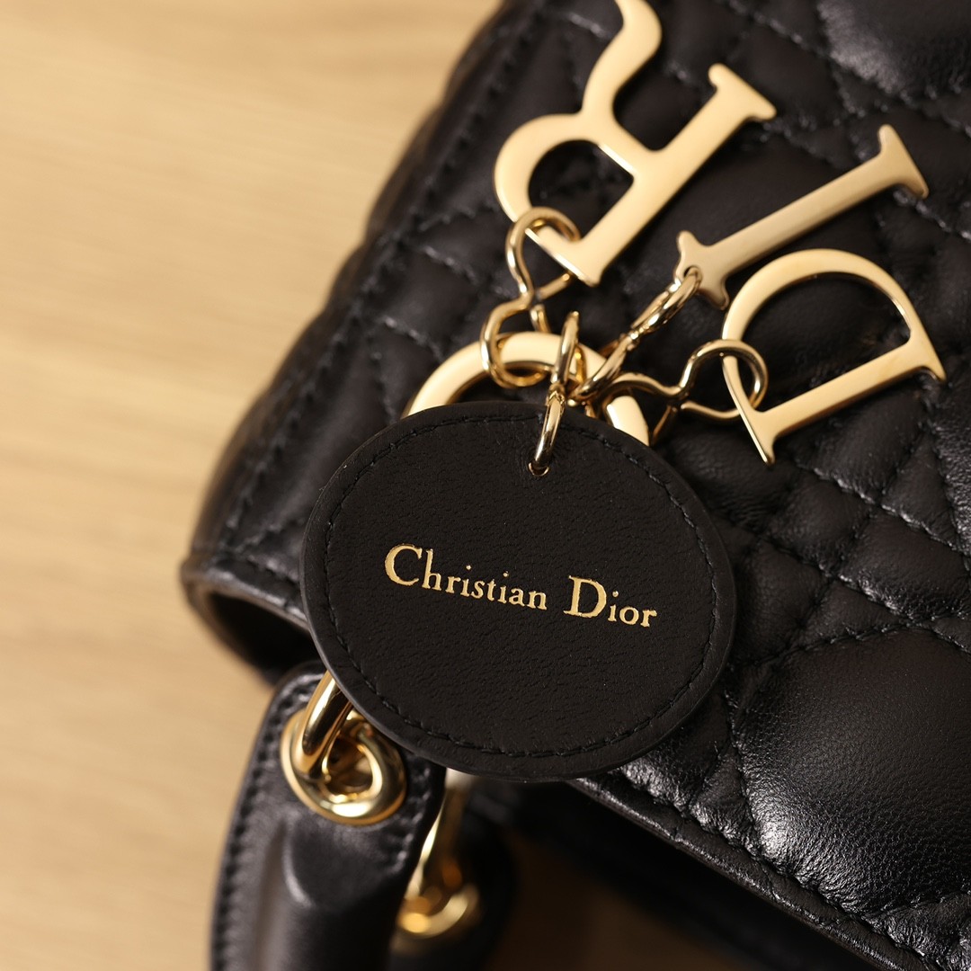 How good quality is a Shebag Lady Dior bag? (2023 Week 42)-최고의 품질 가짜 루이비통 가방 온라인 스토어, 복제 디자이너 가방 ru