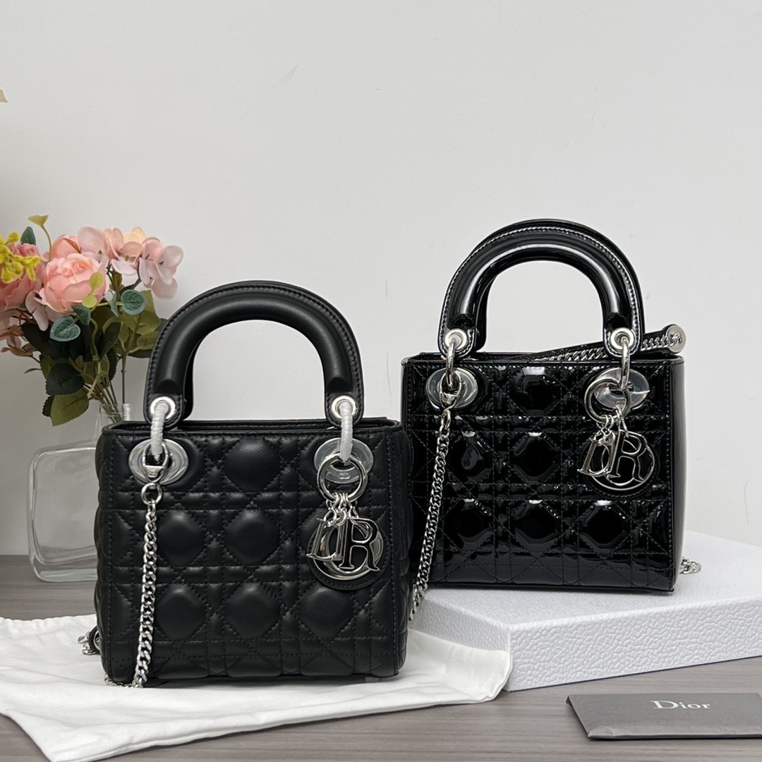 How good quality is a Shebag Lady Dior bag? (2023 Week 42)-ร้านค้าออนไลน์กระเป๋า Louis Vuitton ปลอมคุณภาพดีที่สุด, กระเป๋าออกแบบจำลอง ru