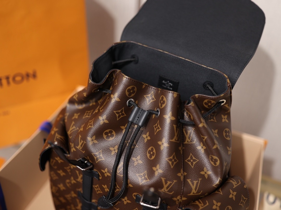The Louis Vuitton Christopher Backpack: A Remarkable Replication by Shebag Company (2023 Week 43)-সেরা মানের নকল লুই ভিটন ব্যাগ অনলাইন স্টোর, রেপ্লিকা ডিজাইনার ব্যাগ ru