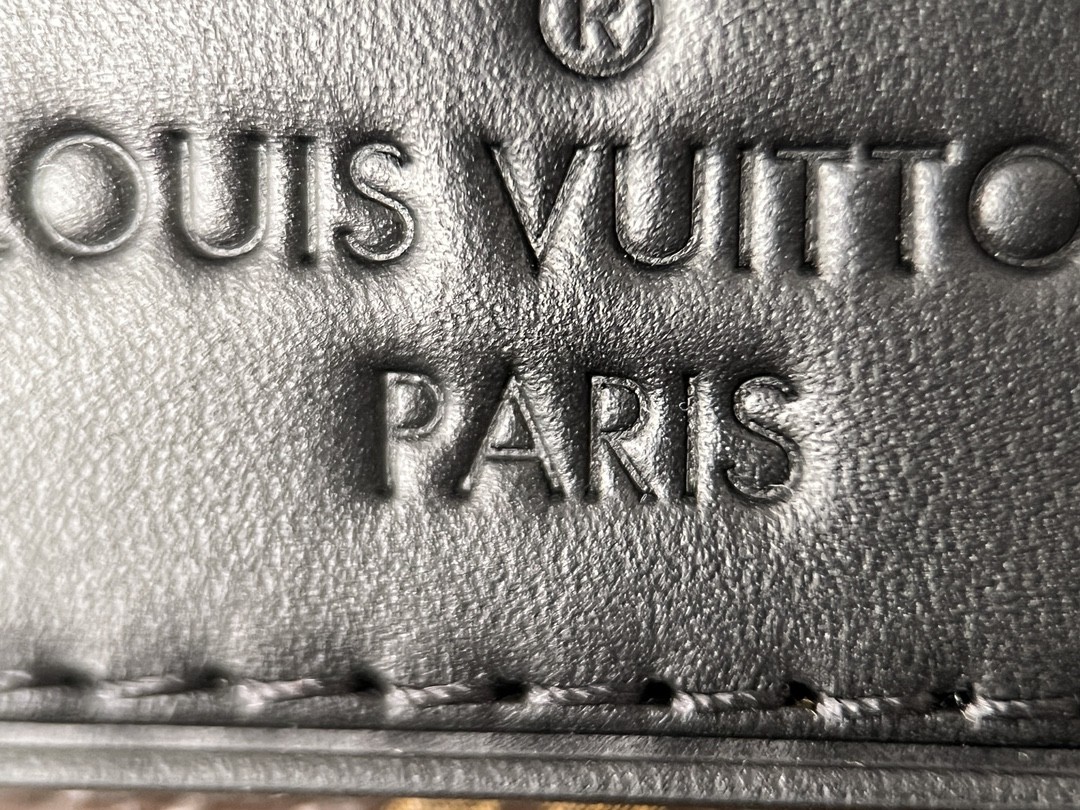 The Louis Vuitton Christopher Backpack: A Remarkable Replication by Shebag Company (2023 Week 43)-Nejkvalitnější falešná taška Louis Vuitton Online Store, Replica designer bag ru