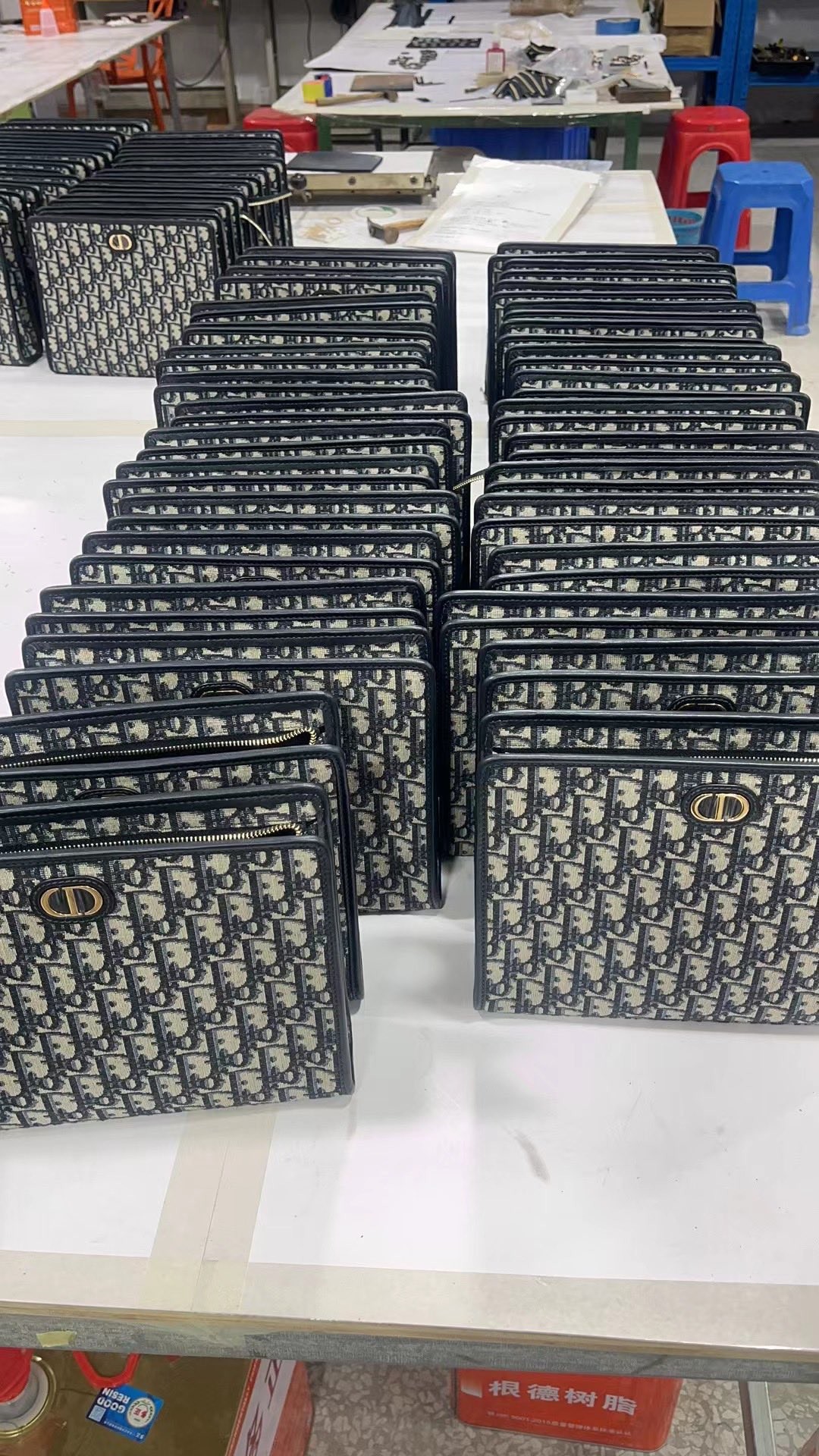 How good quality is Shebag Dior 30 Montaigne Pouch bag?(2023 Week 43)-Tienda en línea de bolsos Louis Vuitton falsos de la mejor calidad, réplica de bolsos de diseño ru