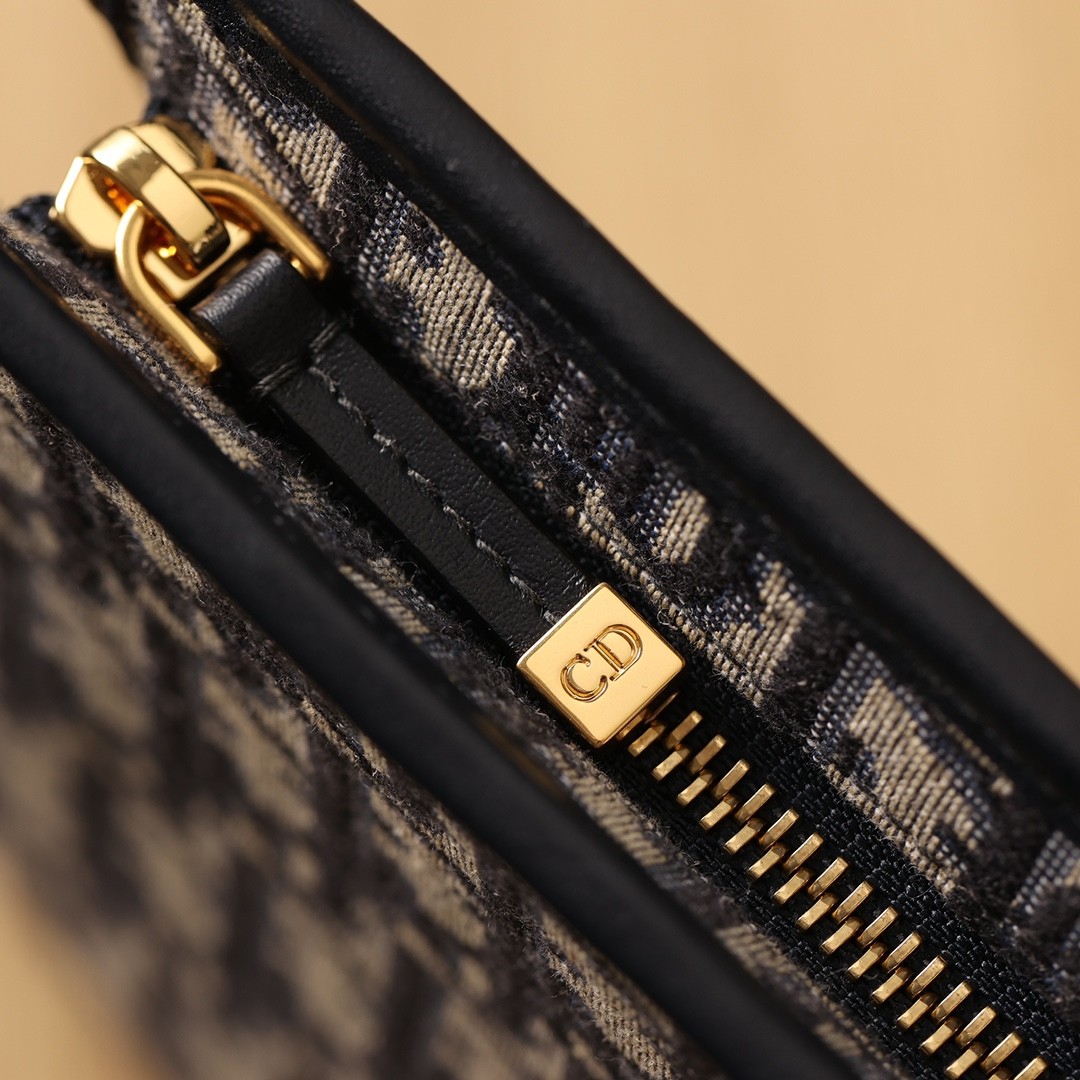 How good quality is Shebag Dior 30 Montaigne Pouch bag?(2023 Week 43)-Paras laatu väärennetty Louis Vuitton laukku verkkokauppa, replika suunnittelija laukku ru