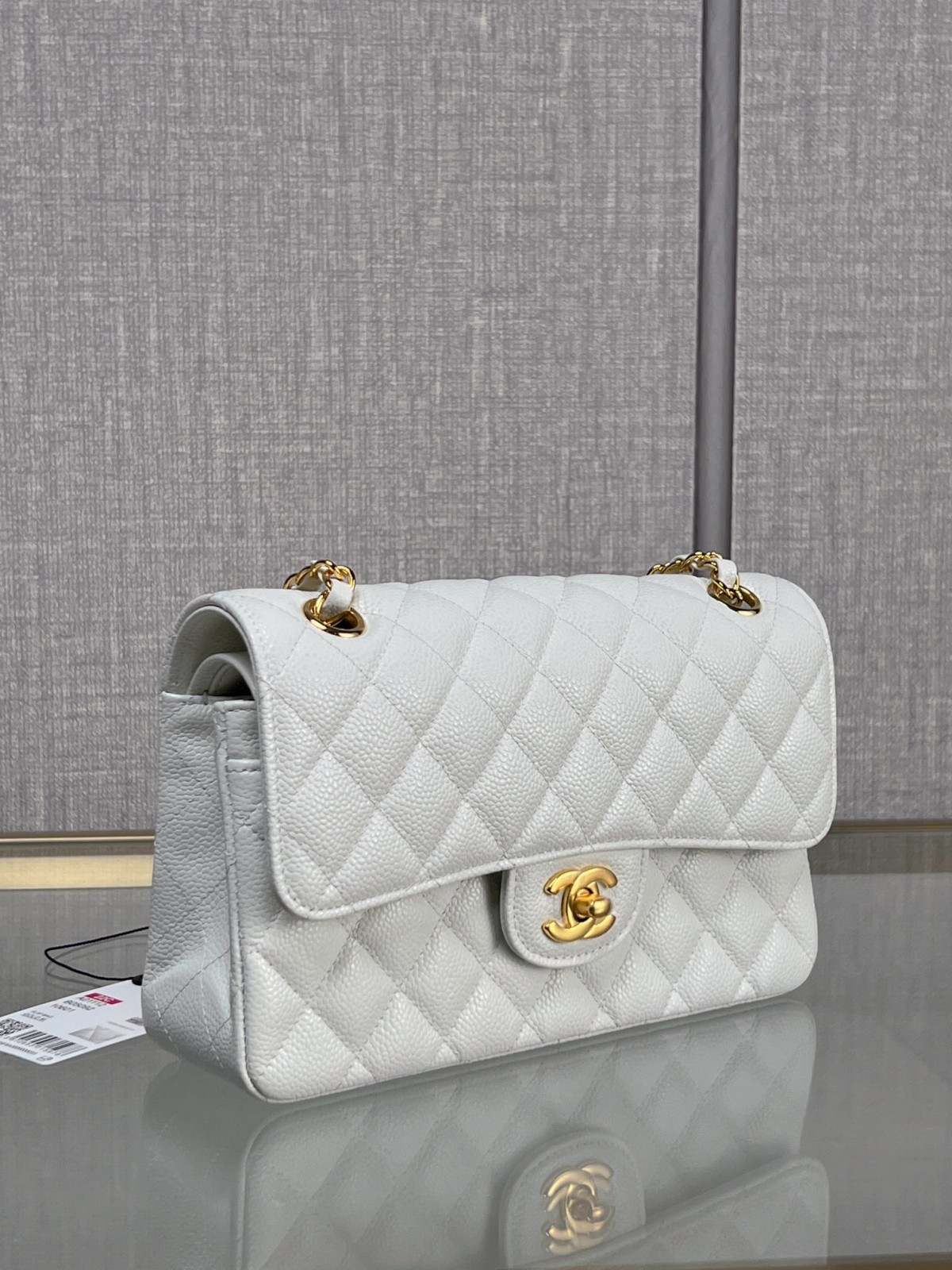 How good quality is a Shebag White Chanel Classic flap bag with gold and caviar leather（2023 Week 43）-Best Quality Fake Louis Vuitton Bag Online Store, Replica designer bag ru