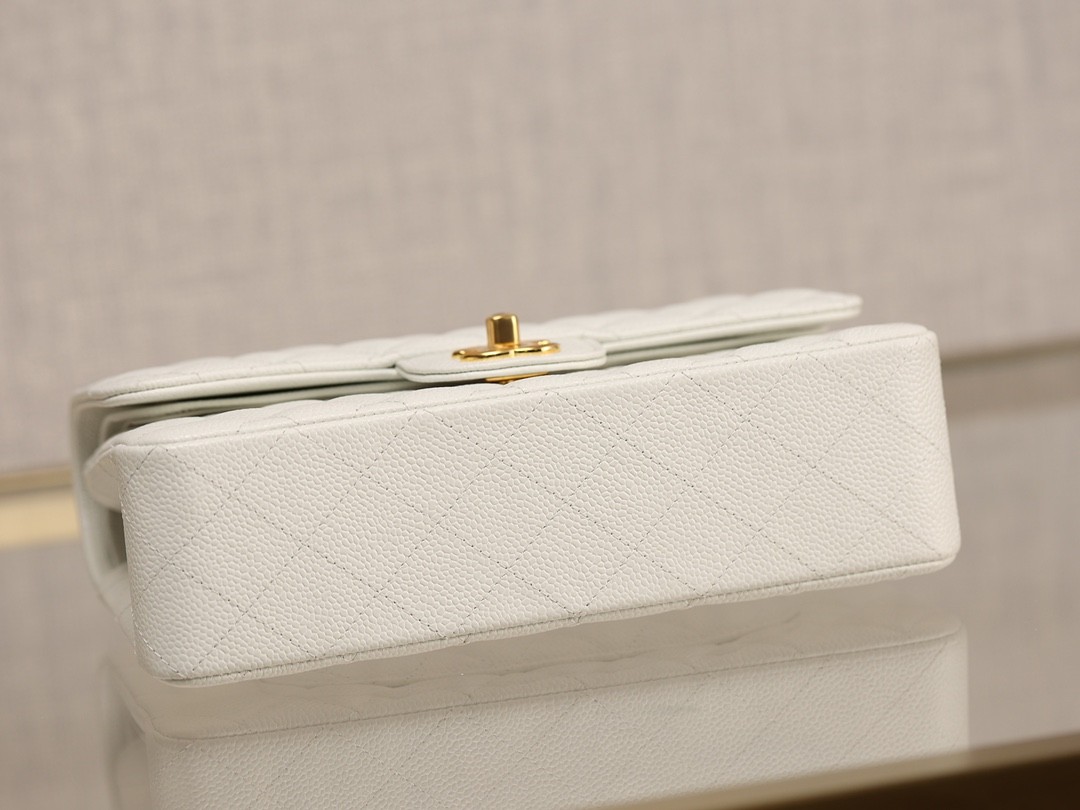 How good quality is a Shebag White Chanel Classic flap bag with gold and caviar leather（2023 Week 43）-Інтэрнэт-крама падробленай сумкі Louis Vuitton лепшай якасці, рэплікі дызайнерскай сумкі ru