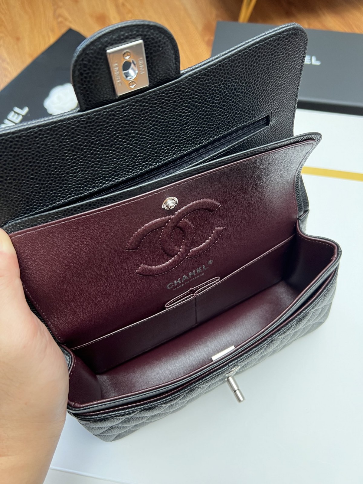 How good quality is a Shebag Chanel CF small 23cm bag? (2023 updated)-Botiga en línia de bosses falses de Louis Vuitton de millor qualitat, rèplica de bosses de disseny ru