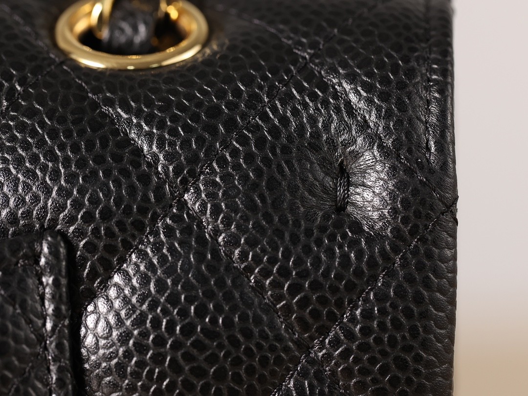 Chip Updated！Shebag Chanel medium (25cm) Classic Flap bag with gold hardware (2023 Week 43)-Paras laatu väärennetty Louis Vuitton laukku verkkokauppa, replika suunnittelija laukku ru