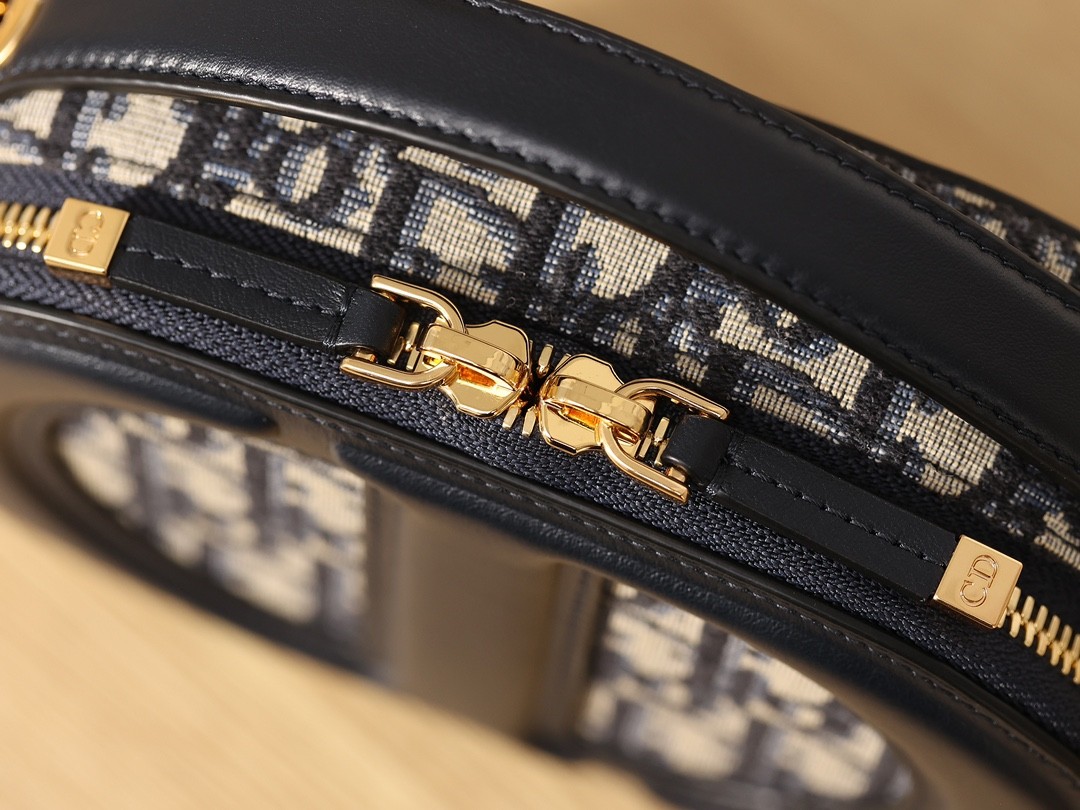 How good quality is a Shebag replica Dior CD Signature bag? (2023 updated)-Kedai Dalam Talian Beg Louis Vuitton Palsu Kualiti Terbaik, Beg reka bentuk replika ru