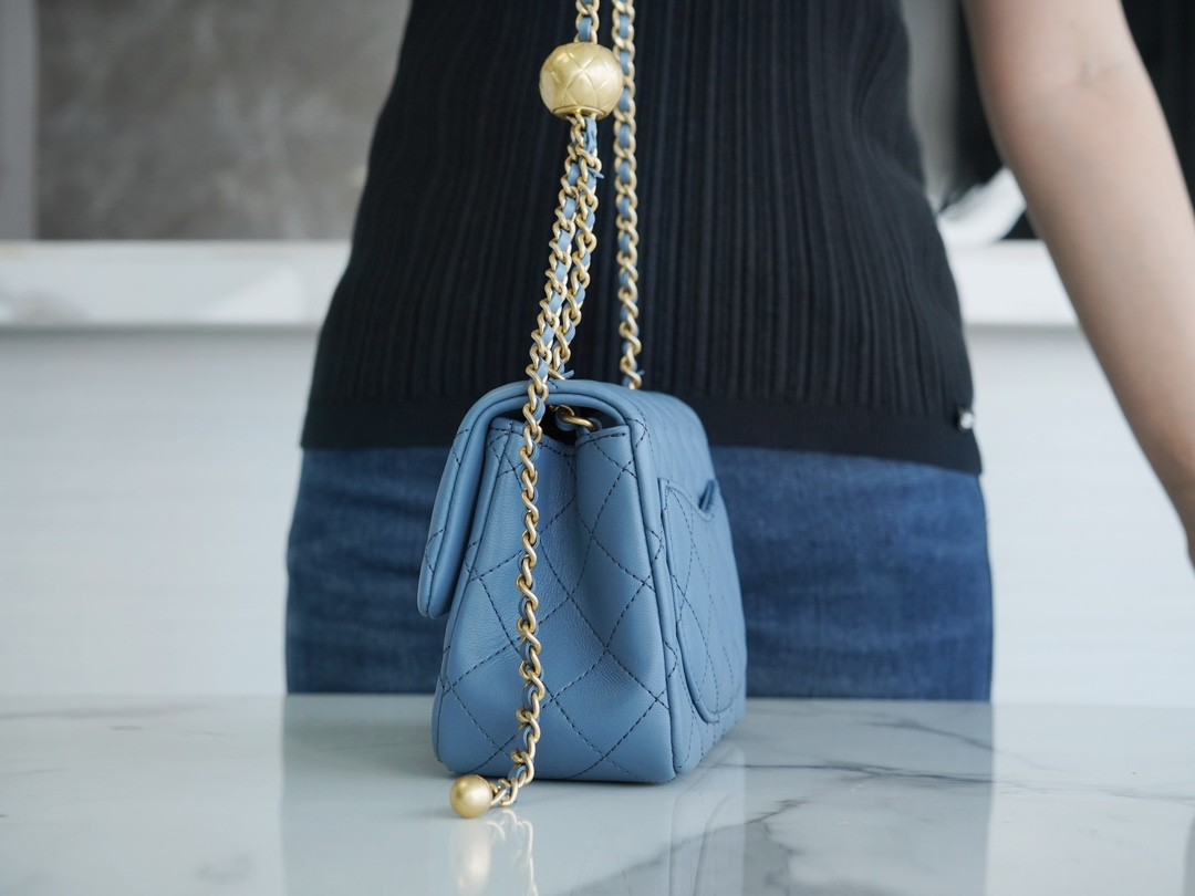 How good quality is a Shebag replica Chanel Classic flap with golden ball 23K bag Blue (2023 updated)-Duka la Mtandaoni la Begi Bandia ya Louis Vuitton ya Ubora, Begi la wabuni wa Replica ru