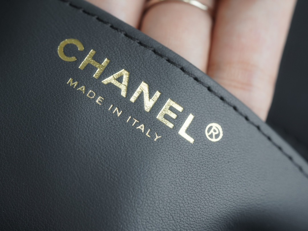 How good quality is a Shebag replica Chanel Classic flap with golden ball 23K bag Dark grey? (2023 updated)-Loja online de bolsa Louis Vuitton falsa de melhor qualidade, bolsa de designer de réplica ru
