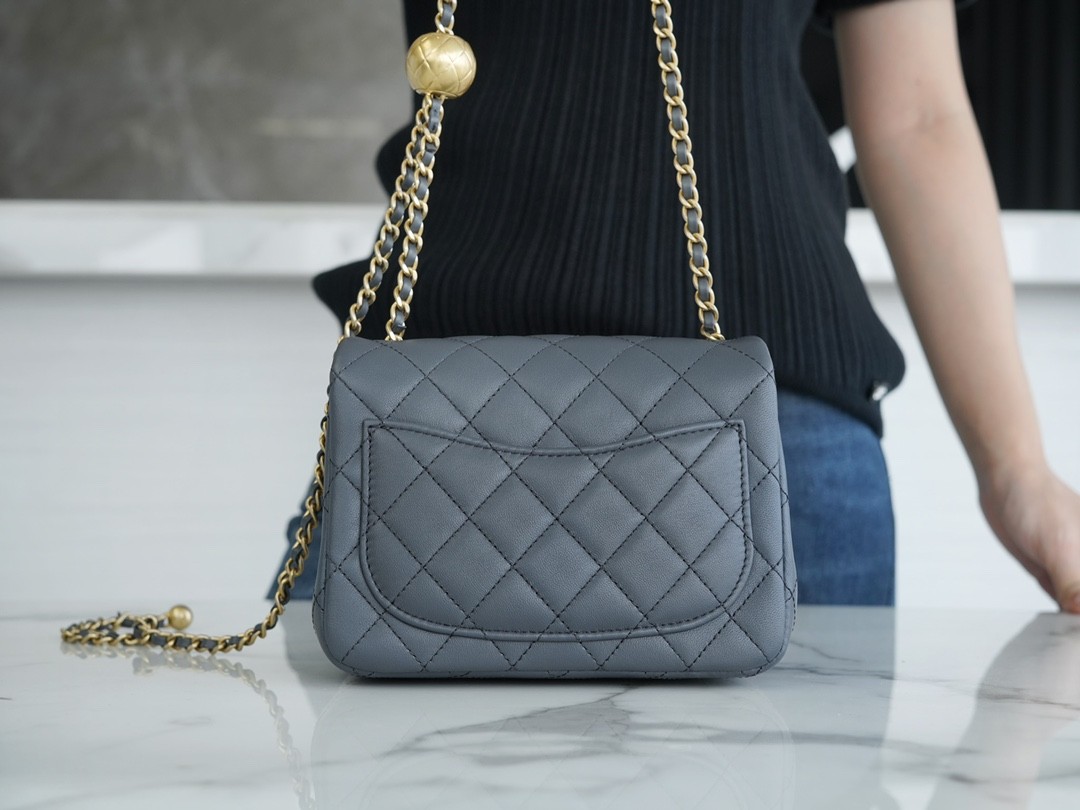 How good quality is a Shebag replica Chanel Classic flap with golden ball 23K bag Dark grey? (2023 updated)-Best Quality Fake Louis Vuitton Bag Online Store, Replica designer bag ru