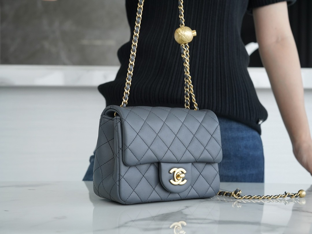 How good quality is a Shebag replica Chanel Classic flap with golden ball 23K bag Dark grey? (2023 updated)-Best Quality Fake designer Bag Review, Replica designer bag ru