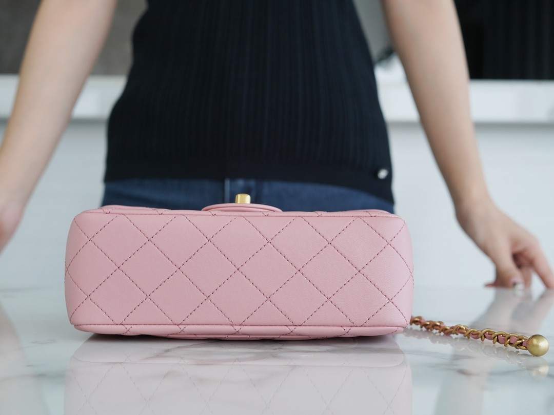How good quality is a Shebag replica Chanel Classic flap with golden ball 23K bag Pink (2023 updated)-بہترین معیار کا جعلی لوئس ووٹن بیگ آن لائن اسٹور، ریپلیکا ڈیزائنر بیگ آر یو
