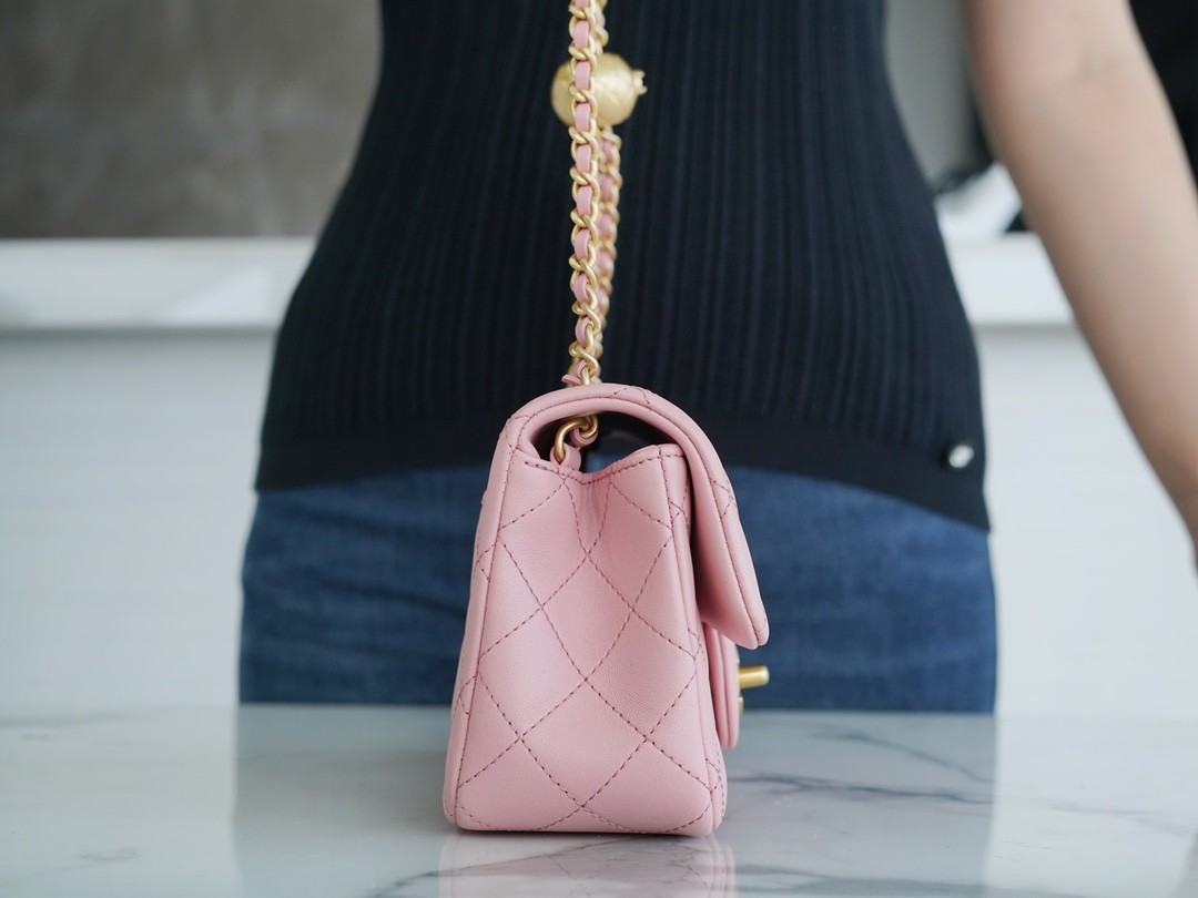 How good quality is a Shebag replica Chanel Classic flap with golden ball 23K bag Pink (2023 updated)-Najlepsza jakość fałszywych torebek Louis Vuitton Sklep internetowy, projektant repliki torebki ru