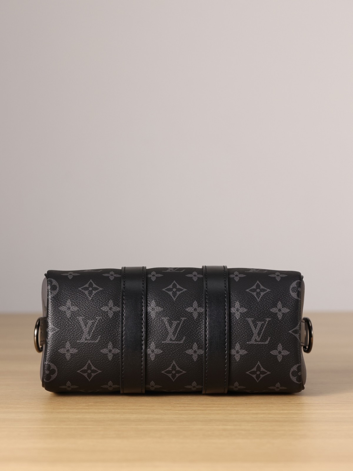 How good quality is a Shebag replica Louis Vuitton KEEPALL BANDOULIÈRE 25 bag?(2023 Week 49)-Best Quality Fake designer Bag Review, Replica designer bag ru