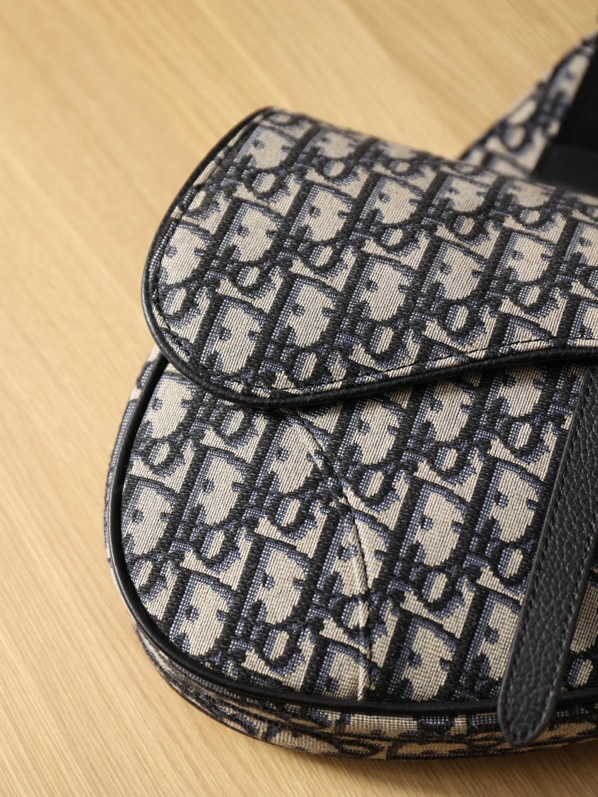 How good quality is a Shebag replica Dior saddle bag of black buckle for men? (2023 Updated)-Best Quality Fake Louis Vuitton Bag Nettbutikk, Replica designer bag ru