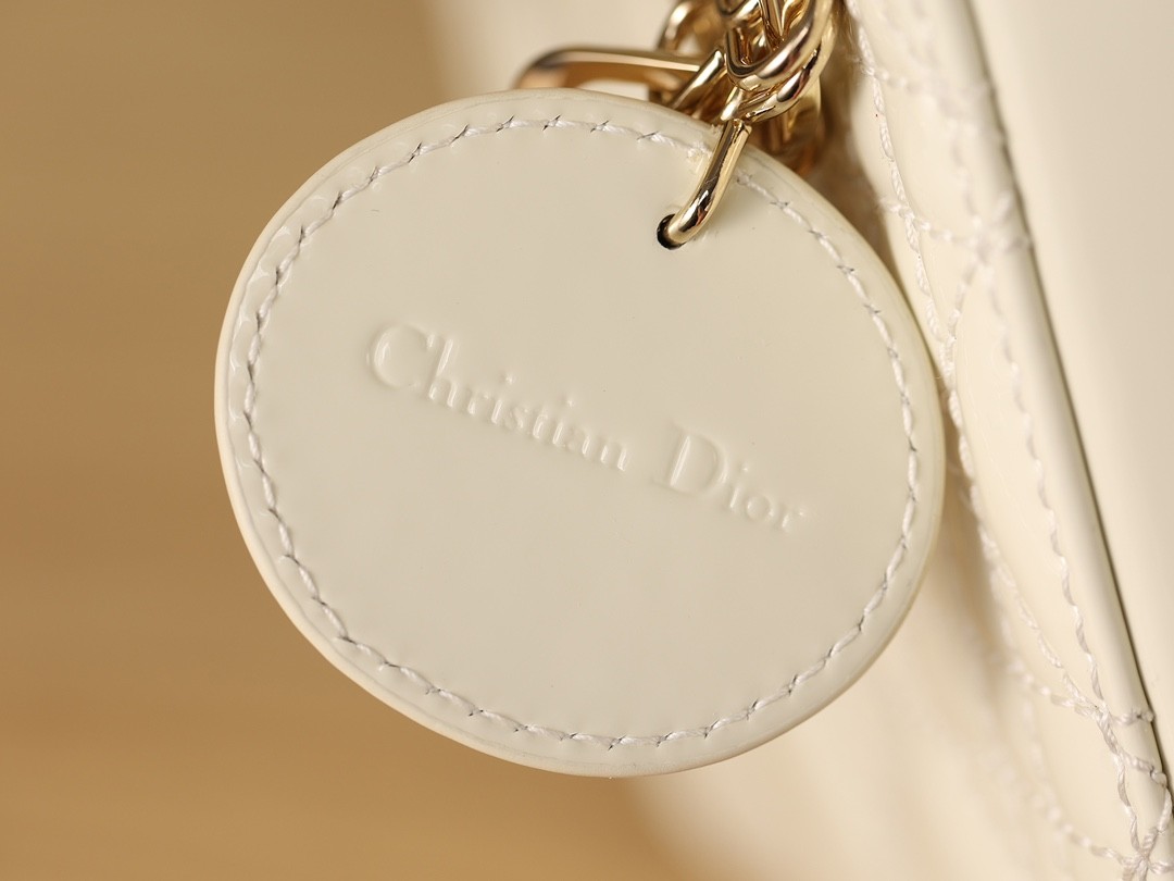 New Shebag replica——Paint leather Mini Lady Dior（2023 Week 50）-Magazin online de geanți Louis Vuitton fals de cea mai bună calitate, geantă de designer replica ru