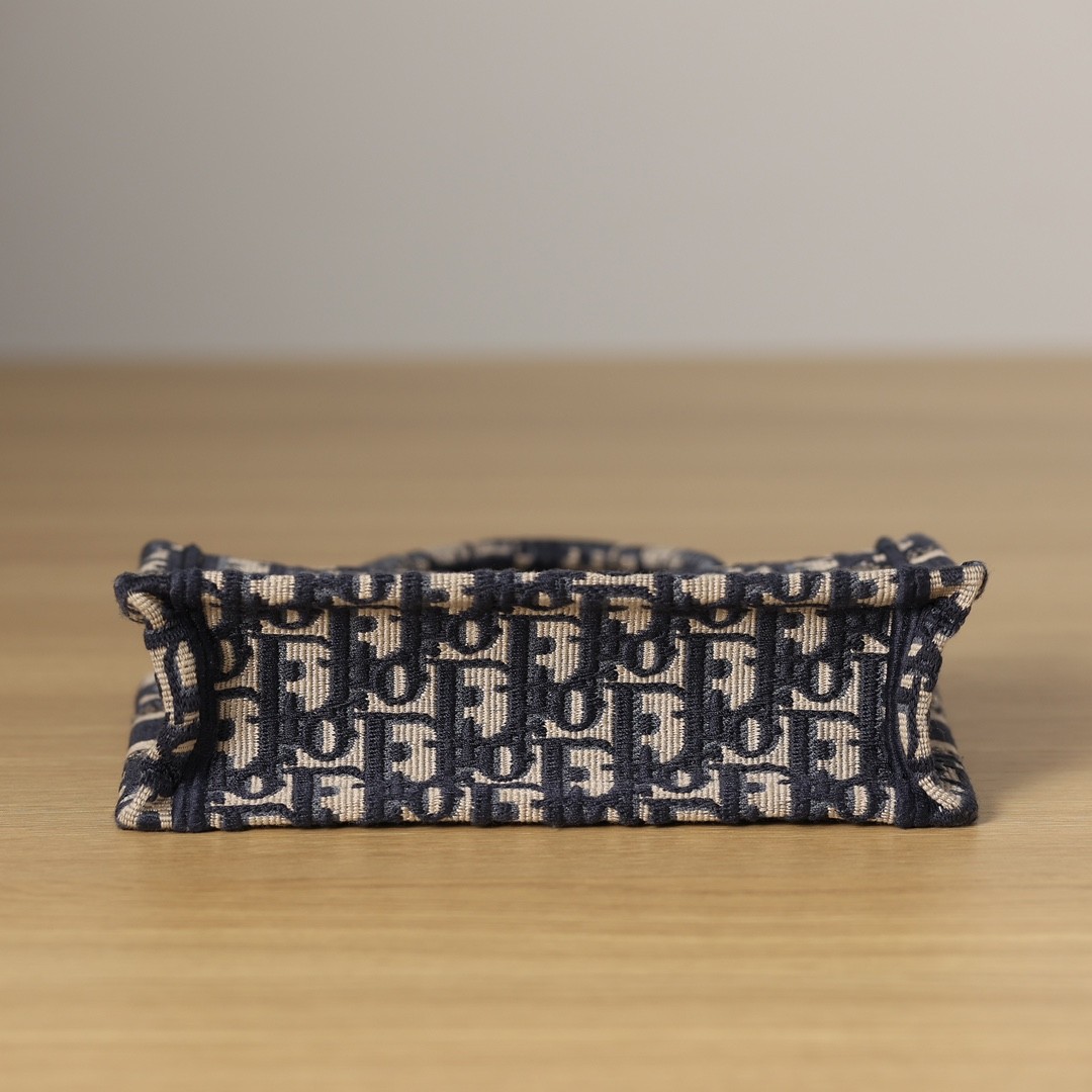 Shebag New Replica Dior Book tote with strap (2023 Week 50)-Best Quality Fake designer Bag Review, Replica designer bag ru