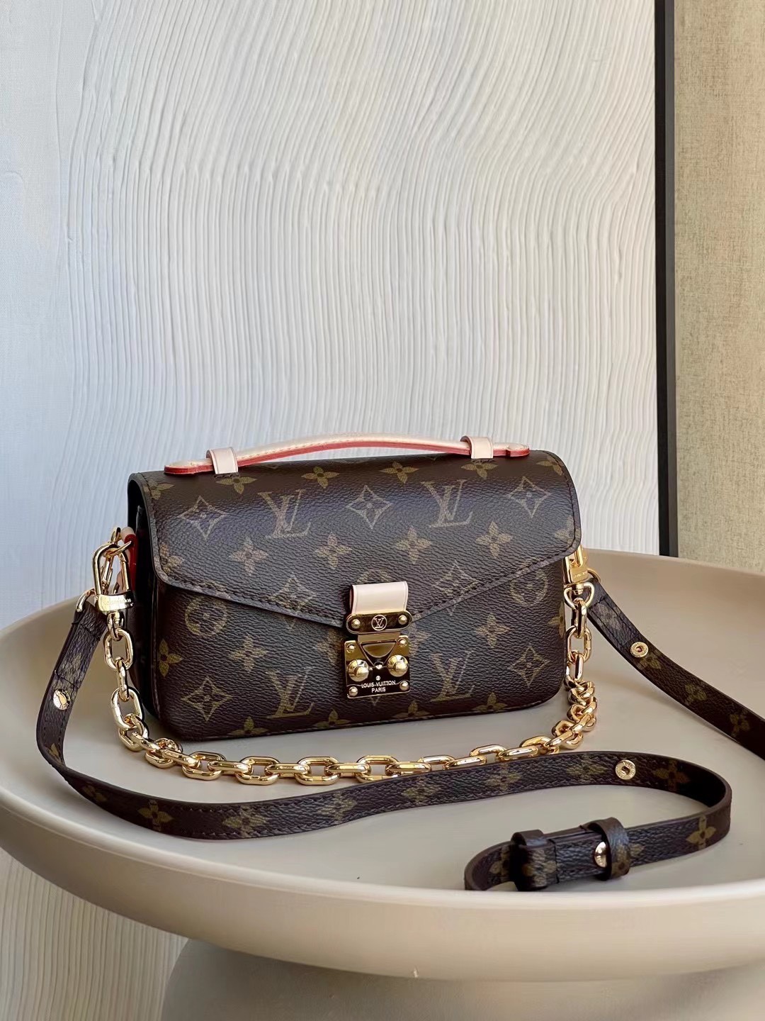 Video: Shebag best seller of Louis Vuitton bags in 2023 (2023 Week 50)-Loja online de bolsa Louis Vuitton falsa de melhor qualidade, bolsa de designer de réplica ru