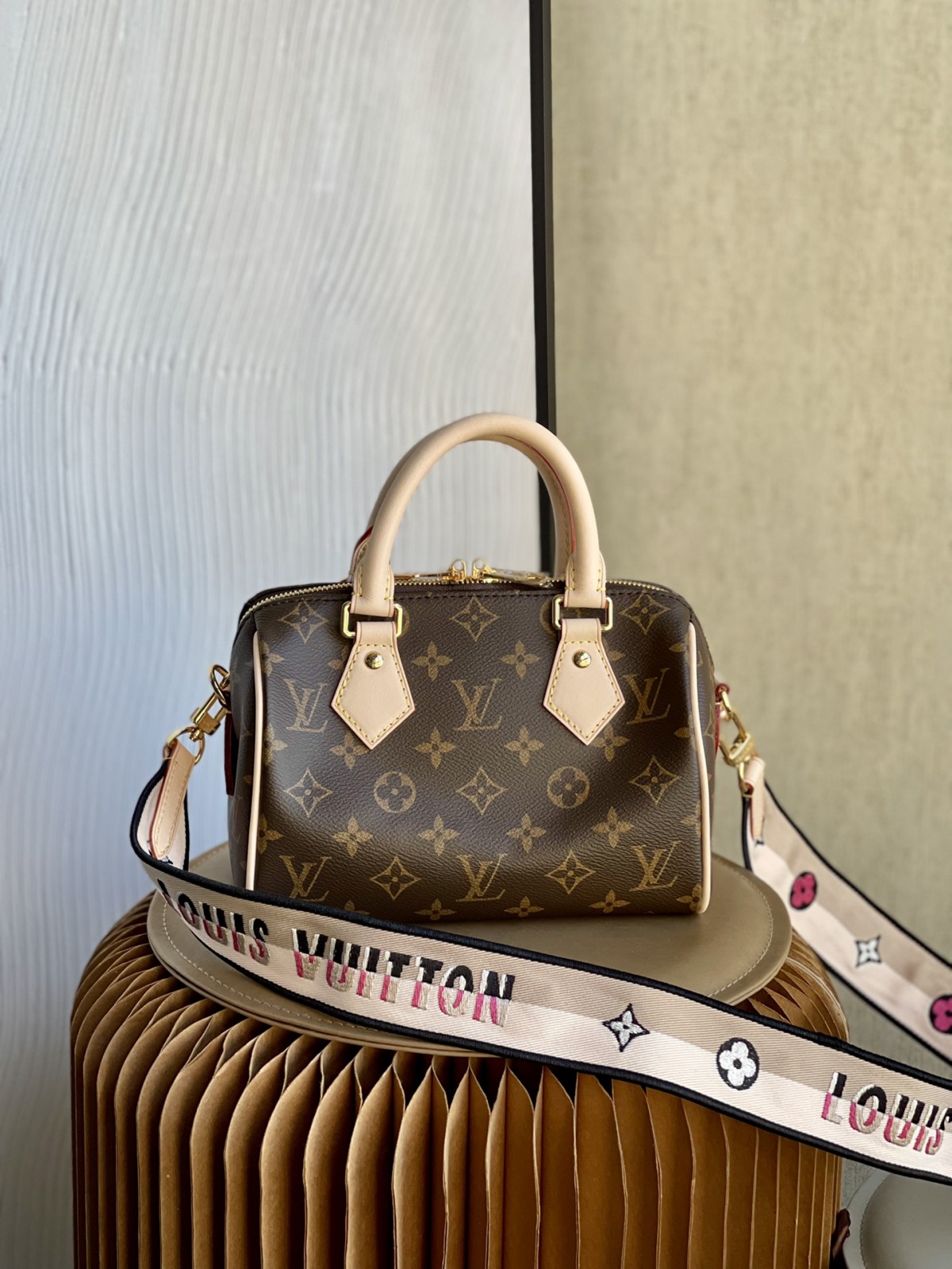 Video: Shebag best seller of Louis Vuitton bags in 2023 (2023 Week 50)-Najlepsza jakość fałszywych torebek Louis Vuitton Sklep internetowy, projektant repliki torebki ru