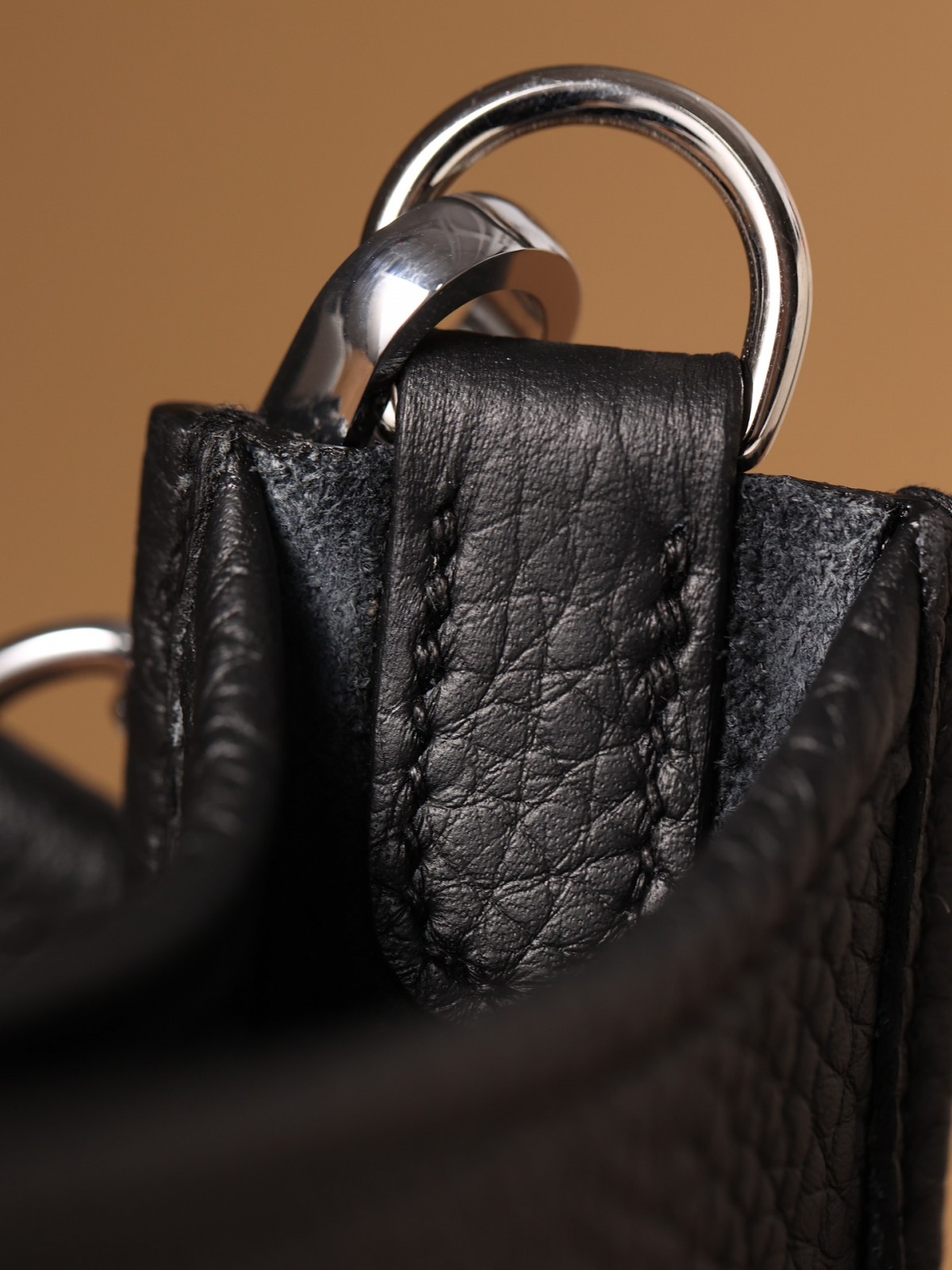 How good quality is a Shebag replica handmade Hermes Evelyne bag（2023 Week 51）-Loja online de bolsa Louis Vuitton falsa de melhor qualidade, bolsa de designer de réplica ru