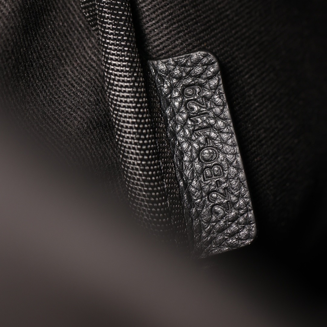 Shebag 2024 new replica: Dior RIDER backpack (2024 Week 2)-最好的質量假路易威登包網上商店，複製設計師包 ru