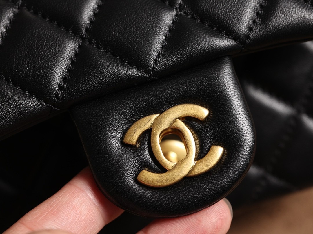 Shebag is serious to the Mini Classic flap bag with gold ball this time！（2024 Week 3）-Dyqani në internet i çantave të rreme Louis Vuitton me cilësi më të mirë, çanta modeli kopje ru