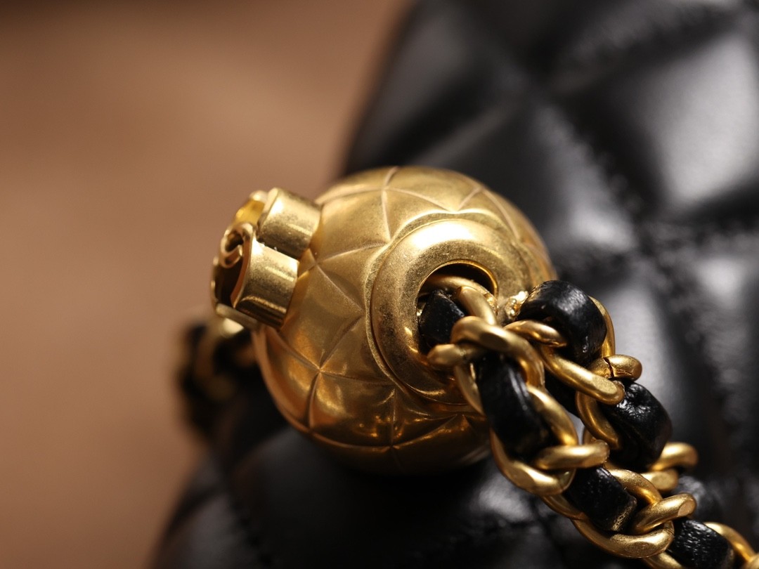 Shebag is serious to the Mini Classic flap bag with gold ball this time！（2024 Week 3）-Negozio in linea della borsa falsa di Louis Vuitton di migliore qualità, borsa del progettista della replica ru