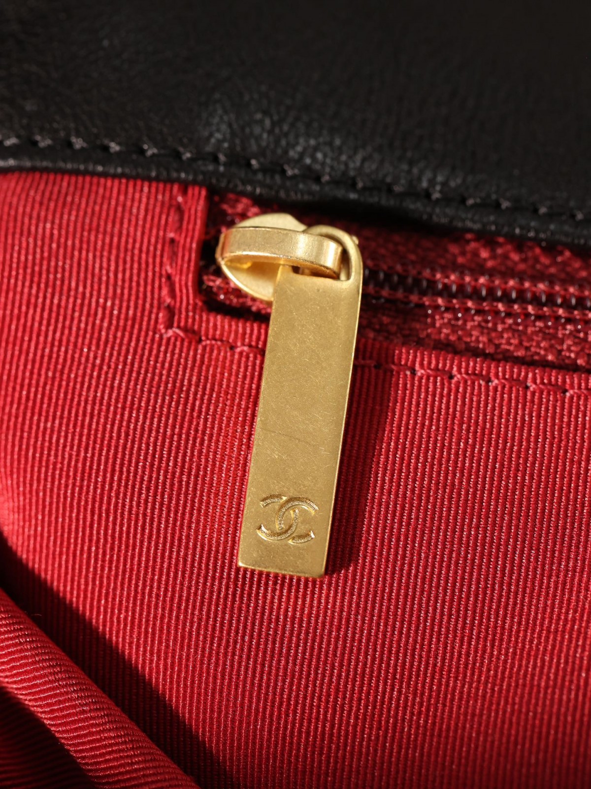 How good quality is a Shebag Chanel 19 bag? (2024 Week 3)-Tienda en línea de bolsos Louis Vuitton falsos de la mejor calidad, réplica de bolsos de diseño ru