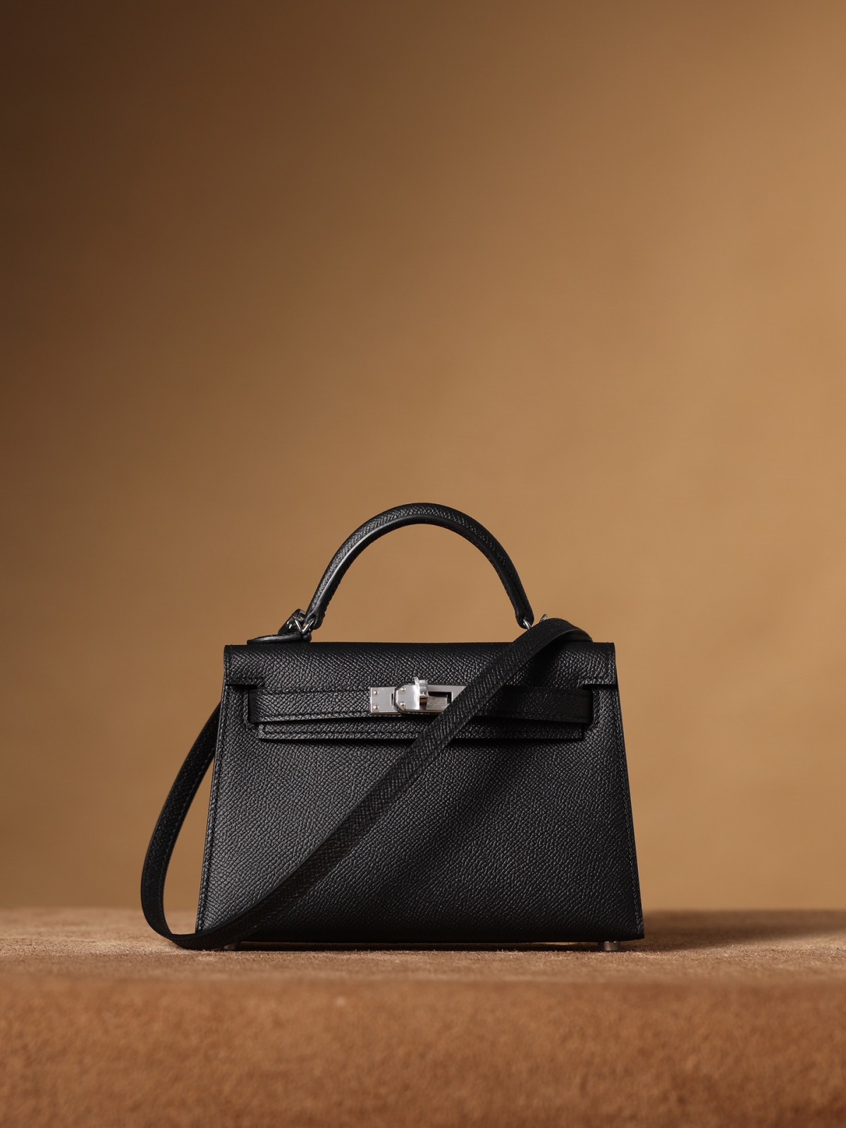 How great quality of Shebag Handmade Black Mini Kelly 2 in Epsom leather? (2024 Week 5 Black)-Yakanakisa Hunhu Fake Louis Vuitton Bag Online Store, Replica dhizaini bag ru