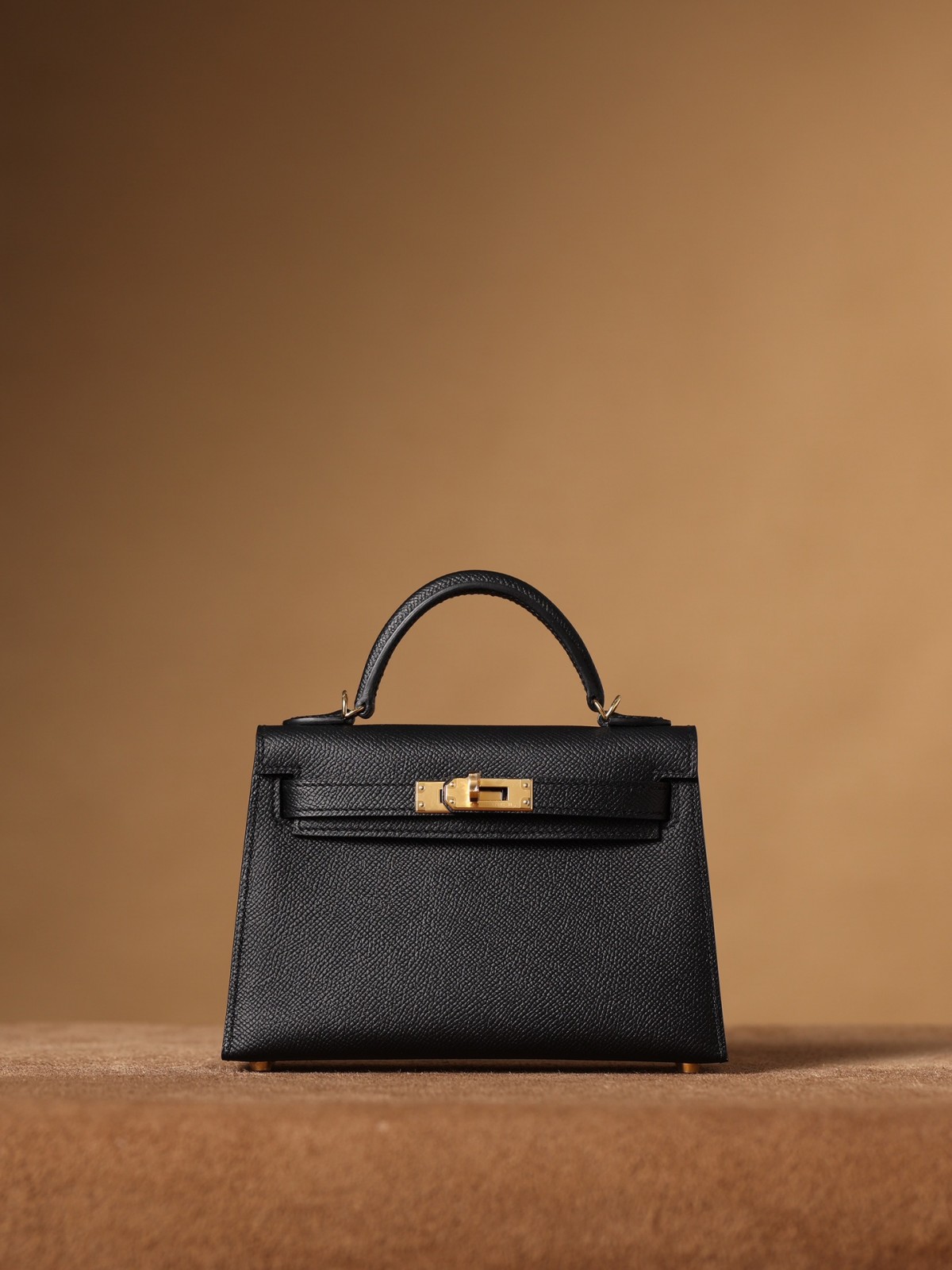 How great quality of Shebag Handmade Black Mini Kelly 2 in Epsom leather? (2024 Week 5 Black)-Botiga en línia de bosses falses de Louis Vuitton de millor qualitat, rèplica de bosses de disseny ru