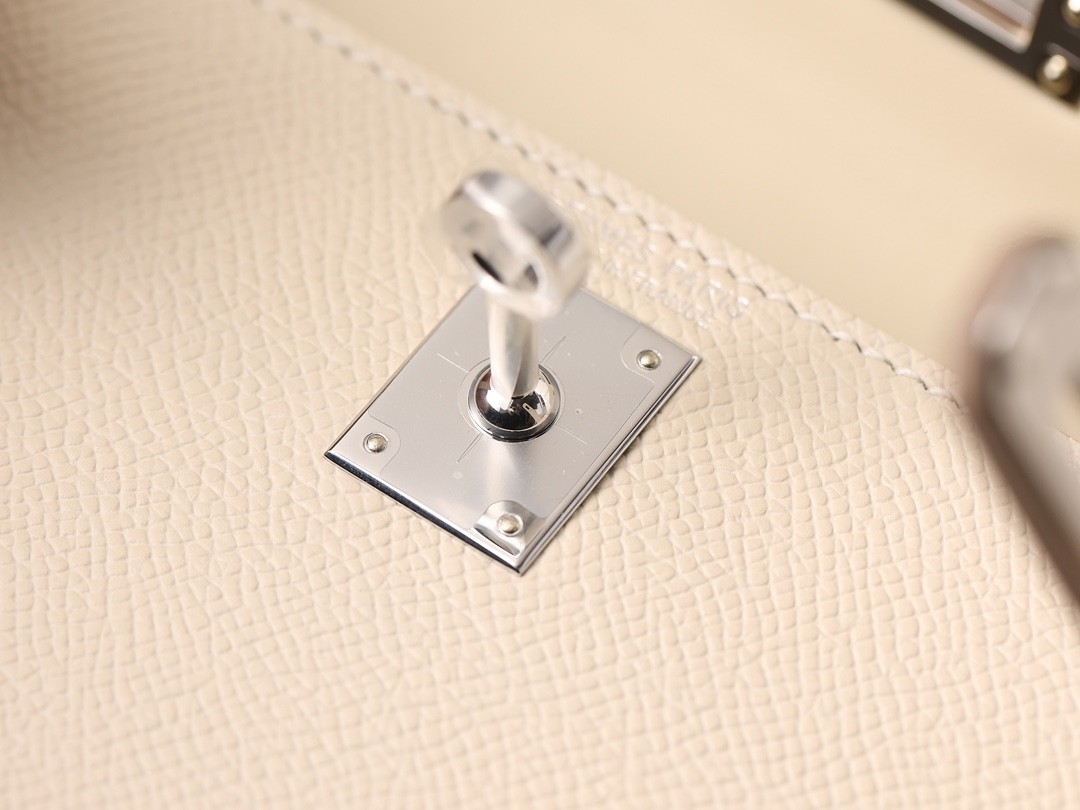 How great quality of Shebag Handmade White Mini Kelly 2 in Epsom leather? (2024 Week 5 White)-ຄຸນະພາບທີ່ດີທີ່ສຸດ Fake Louis Vuitton Bag Online Store, Replica designer bag ru