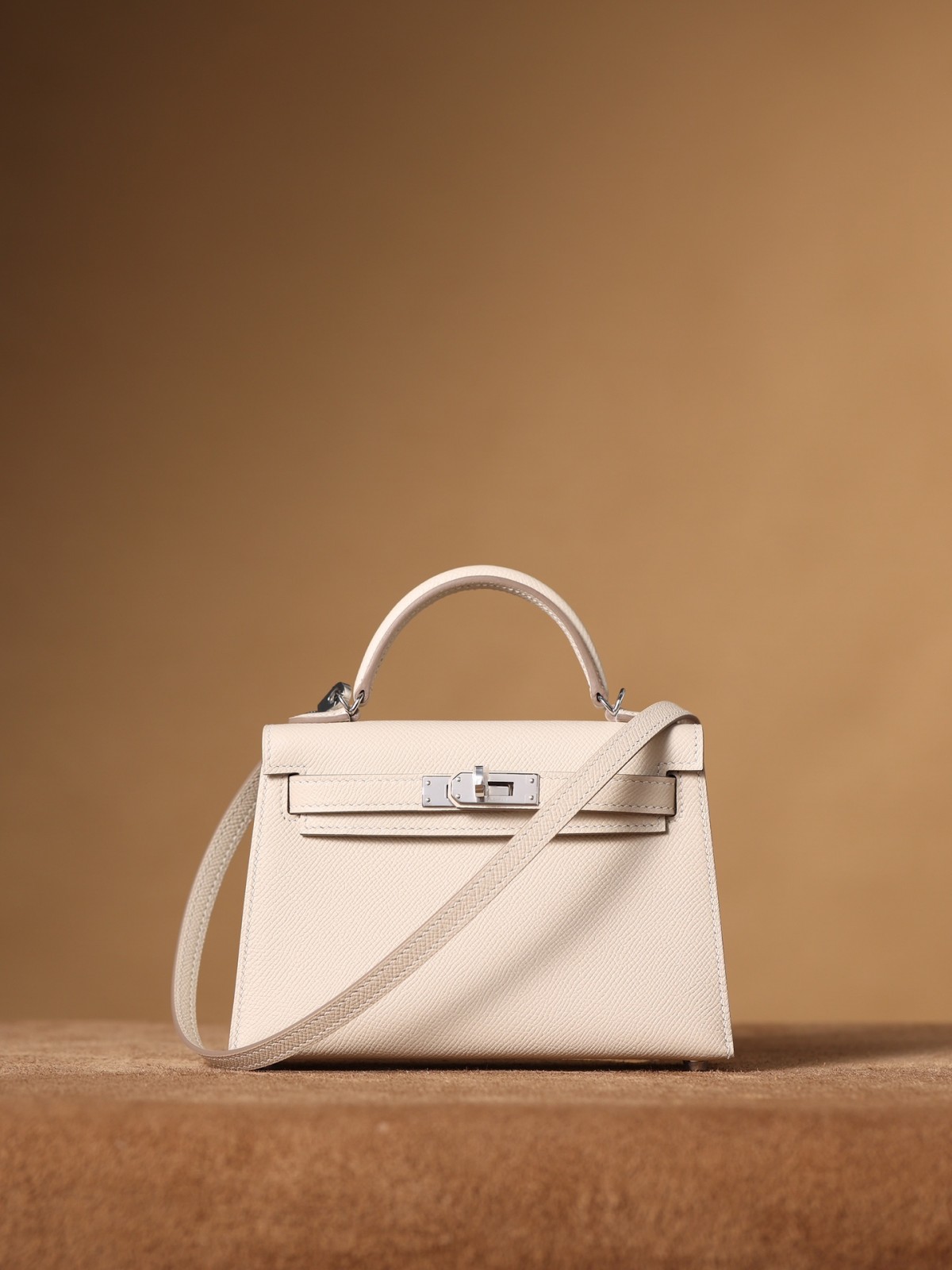 How great quality of Shebag Handmade White Mini Kelly 2 in Epsom leather? (2024 Week 5 White)-ຄຸນະພາບທີ່ດີທີ່ສຸດ Fake Louis Vuitton Bag Online Store, Replica designer bag ru