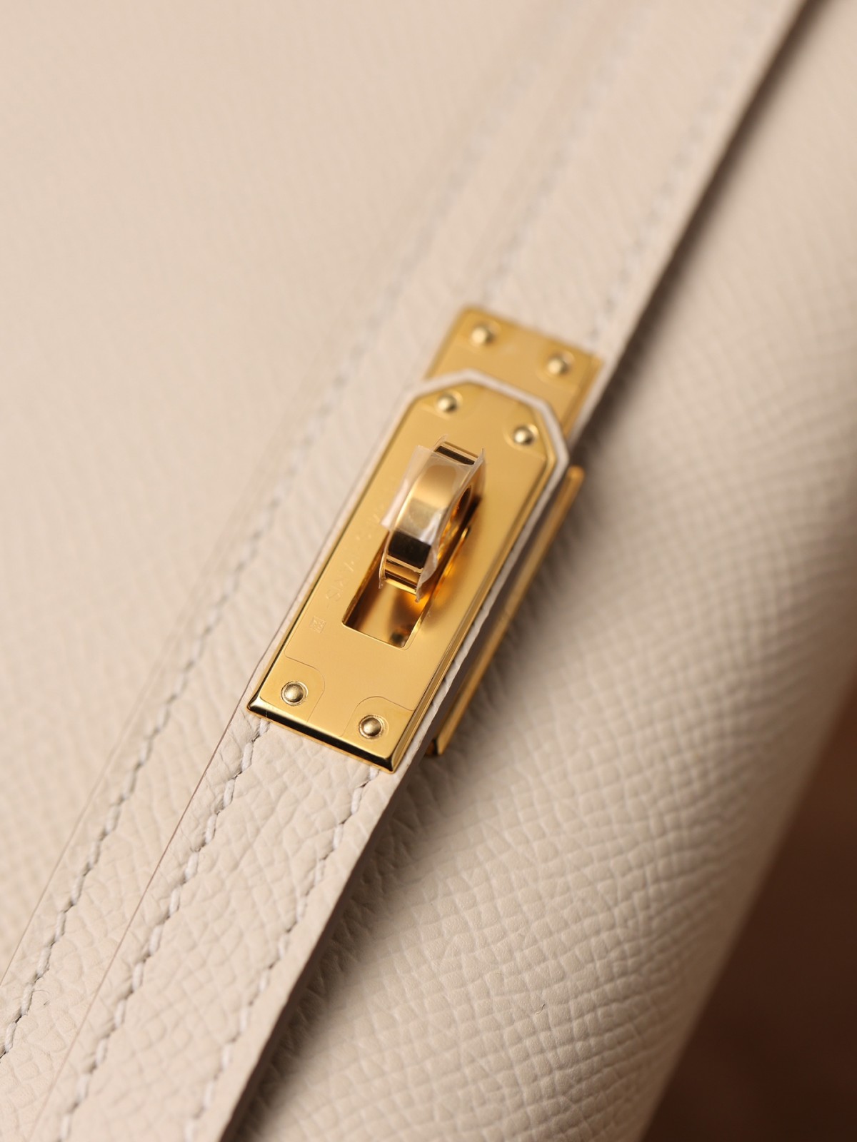 How great quality of Shebag Handmade White Mini Kelly 2 in Epsom leather? (2024 Week 5 White)-最高品質の偽のルイヴィトンバッグオンラインストア、レプリカデザイナーバッグru