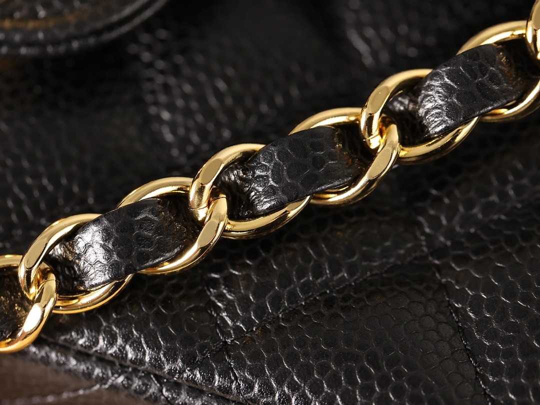 Shebag is also good at gold hardware Chanel bags (2024 Week 6)-L-Aħjar Kwalità Foloz Louis Vuitton Bag Online Store, Replica designer bag ru