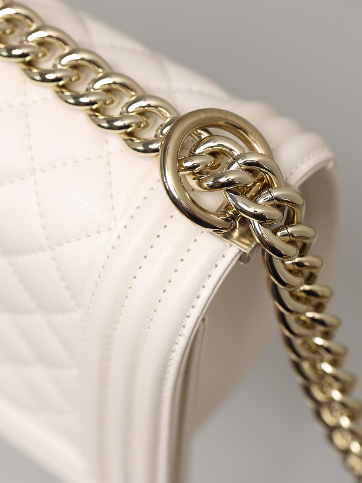 How great quality is a Shebag Chanel Le Boy bag of Caviar leather （2024 Week 6）-Meilleure qualité de faux sac Louis Vuitton en ligne, réplique de sac de créateur ru