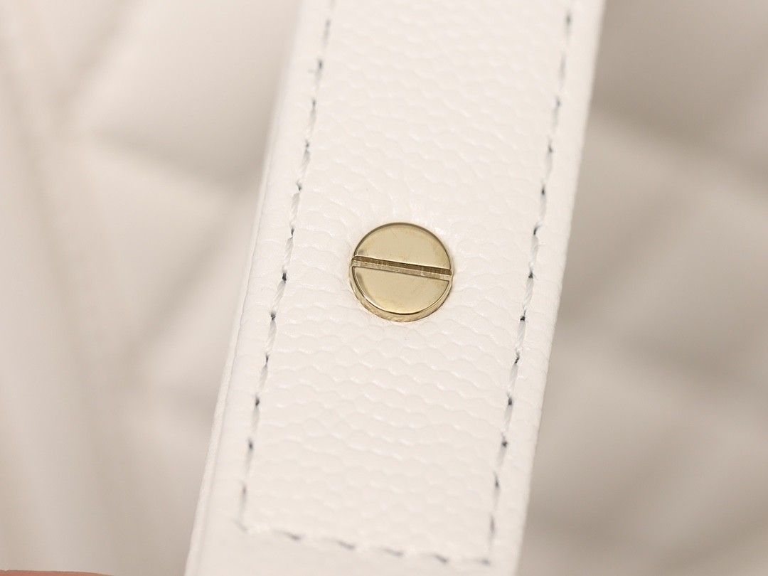 How great quality is a Shebag Chanel Le Boy bag of Caviar leather （2024 Week 6）-Dyqani në internet i çantave të rreme Louis Vuitton me cilësi më të mirë, çanta modeli kopje ru