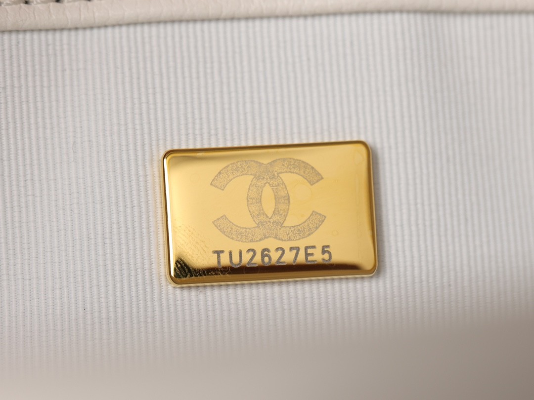 How great quality is a Shebag Chanel Le Boy bag of Caviar leather （2024 Week 6）-ร้านค้าออนไลน์กระเป๋า Louis Vuitton ปลอมคุณภาพดีที่สุด, กระเป๋าออกแบบจำลอง ru