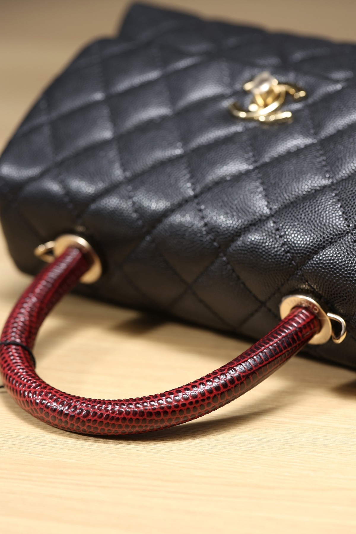 How great quality is a Shebag Chanel Coco Handle bag? (2024 Week 7)-Magazin online de geanți Louis Vuitton fals de cea mai bună calitate, geantă de designer replica ru