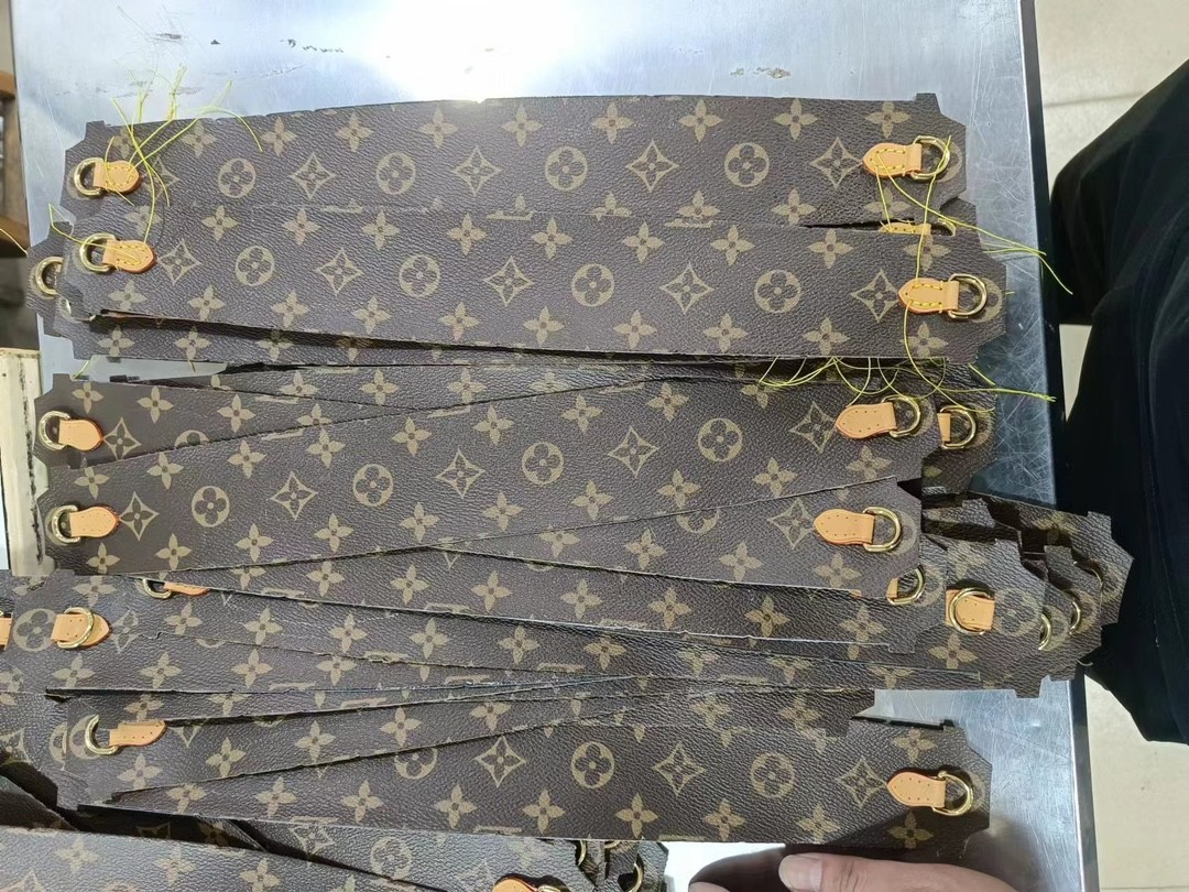 A Glance of Shebag workshop and warehouse for Louis Vuitton new WOC IVY bags of M81911（2024 Week 10）-最好的質量假路易威登包網上商店，複製設計師包 ru