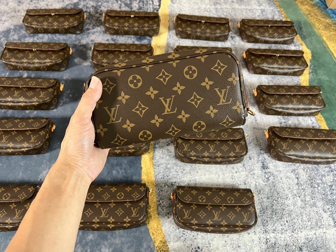 A Glance of Shebag workshop and warehouse for Louis Vuitton new WOC IVY bags of M81911（2024 Week 10）-Bedste kvalitet Fake Louis Vuitton Bag Online Store, Replica designer bag ru
