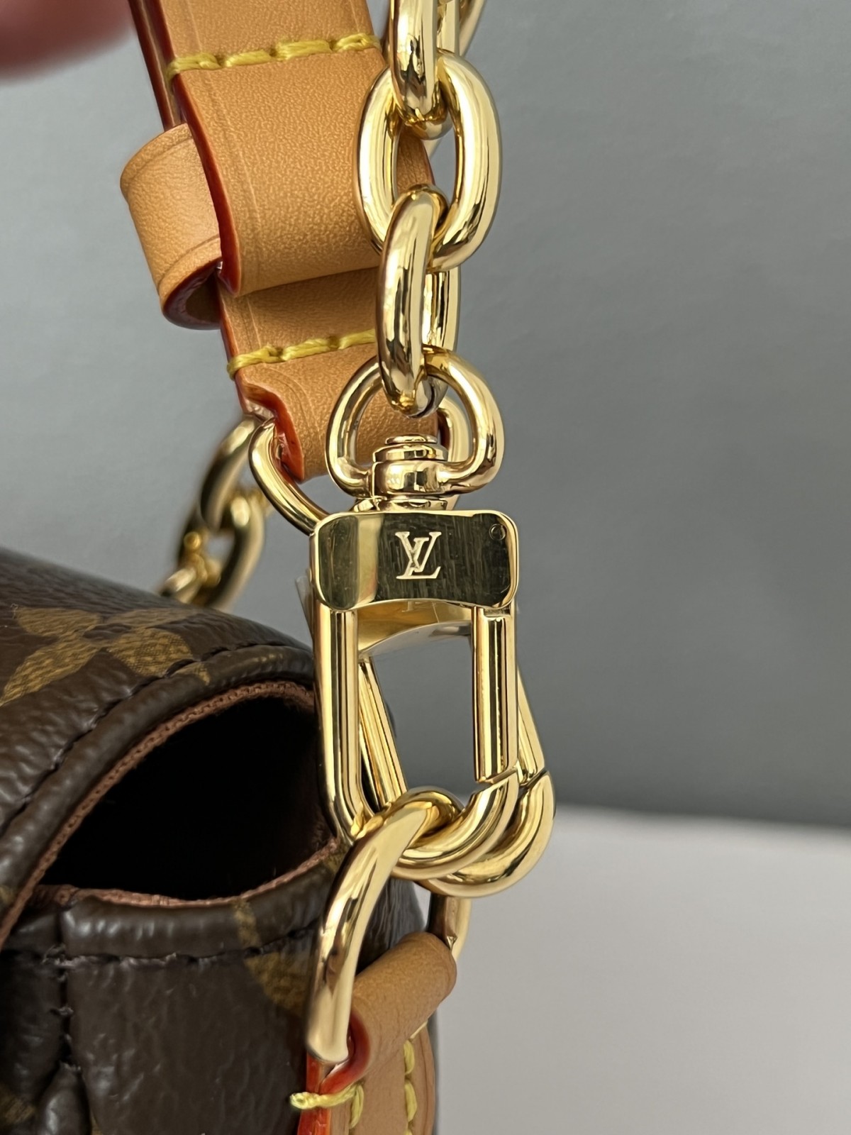 A Glance of Shebag workshop and warehouse for Louis Vuitton new WOC IVY bags of M81911（2024 Week 10）-Negoziu in linea di borse Louis Vuitton falsi di migliore qualità, borsa di design di replica ru